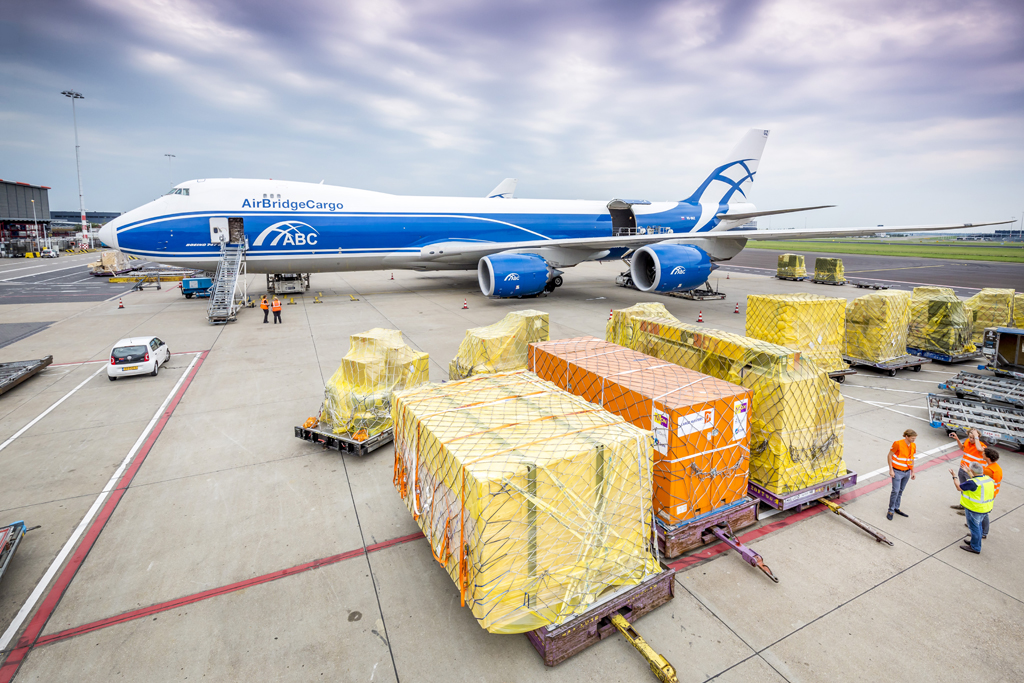 Unveiling The Legacy Of JetBlue and Carl Icahn: A Tale Of Business Brilliance